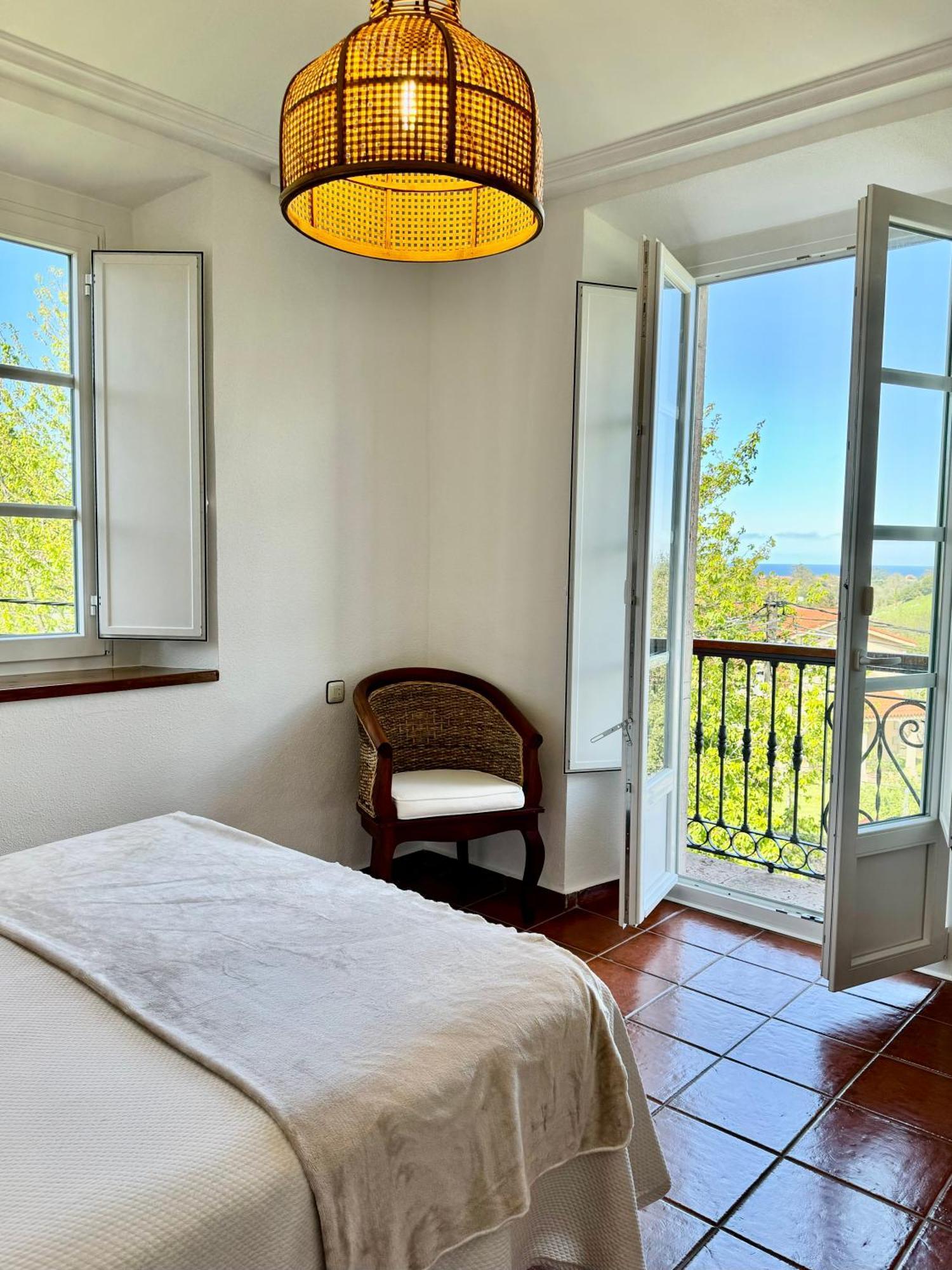 Apartamentos Santa Marina Llanes Luaran gambar