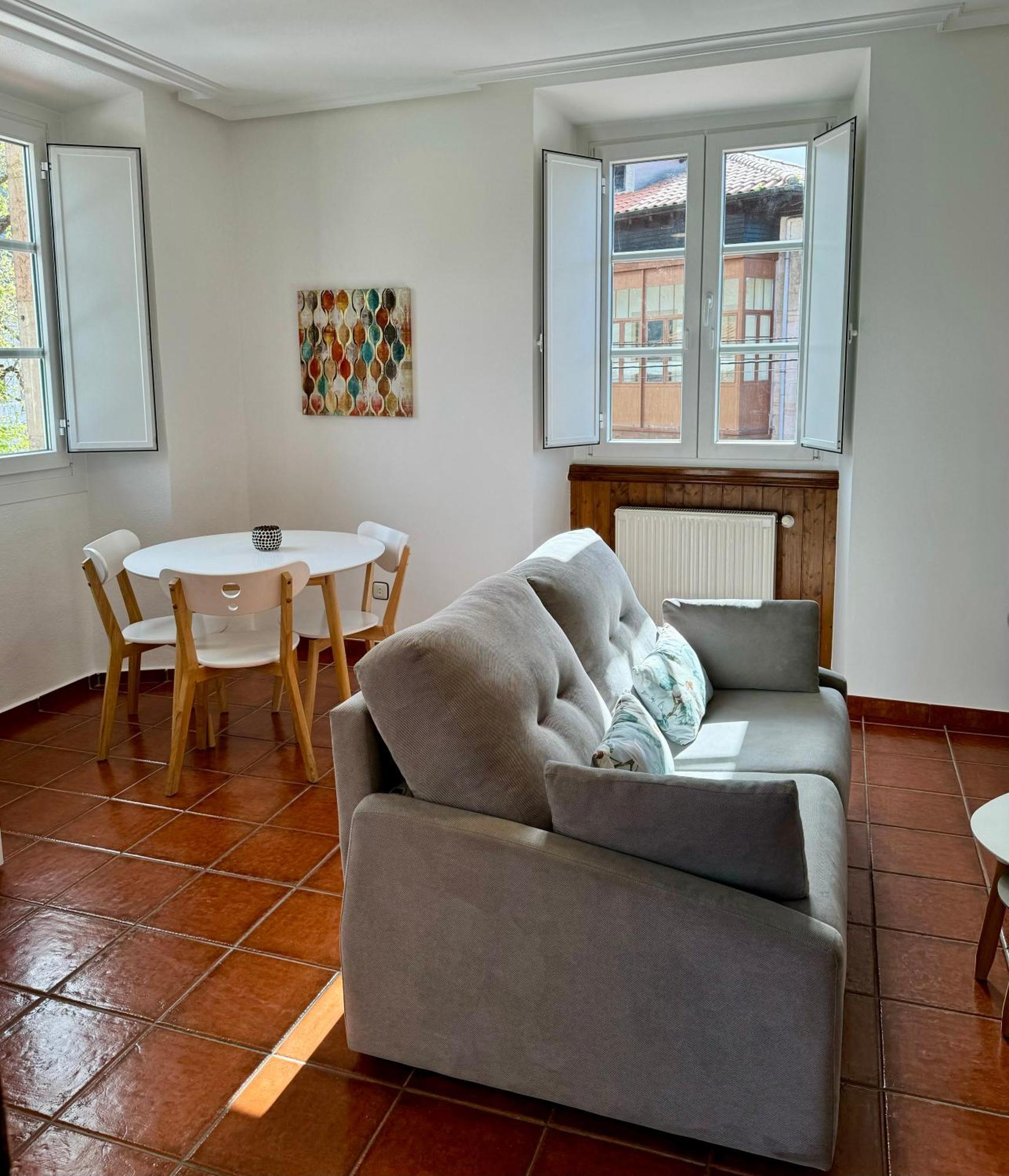 Apartamentos Santa Marina Llanes Luaran gambar