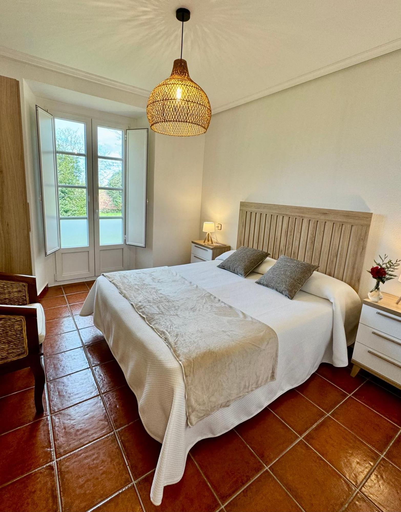Apartamentos Santa Marina Llanes Luaran gambar