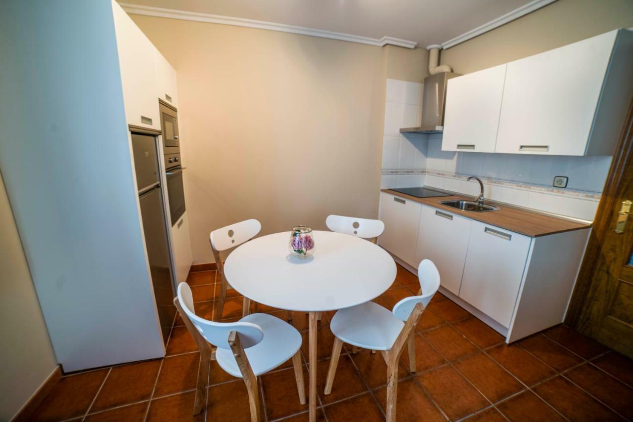 Apartamentos Santa Marina Llanes Luaran gambar